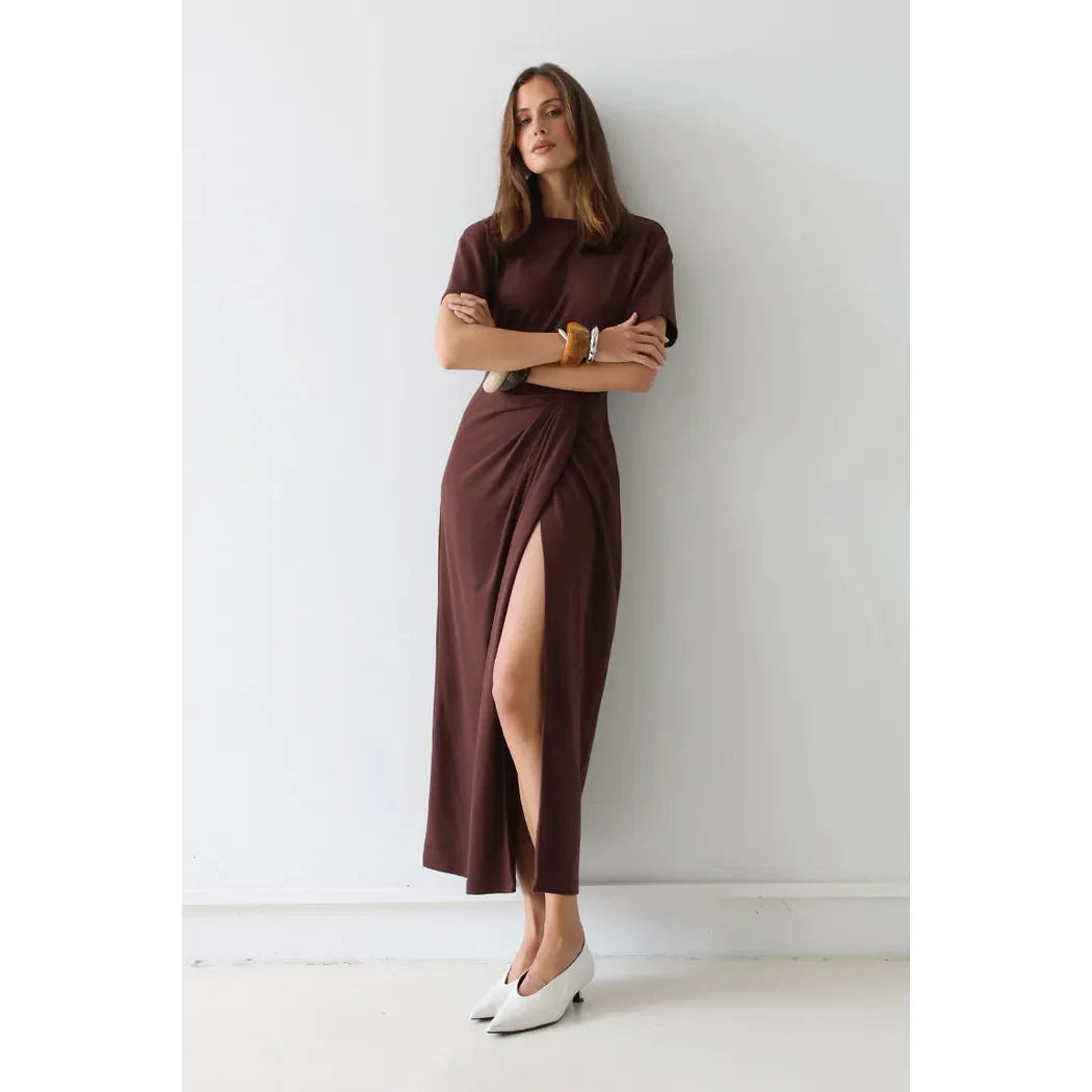 {EVENING WEAR} - Premium {FORMALS} - Shop now at {ALINA COLLECTIONS}