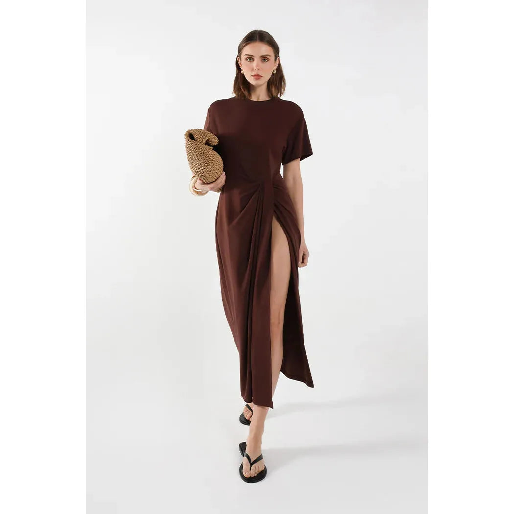 {EVENING WEAR} - Premium {FORMALS} - Shop now at {ALINA COLLECTIONS}