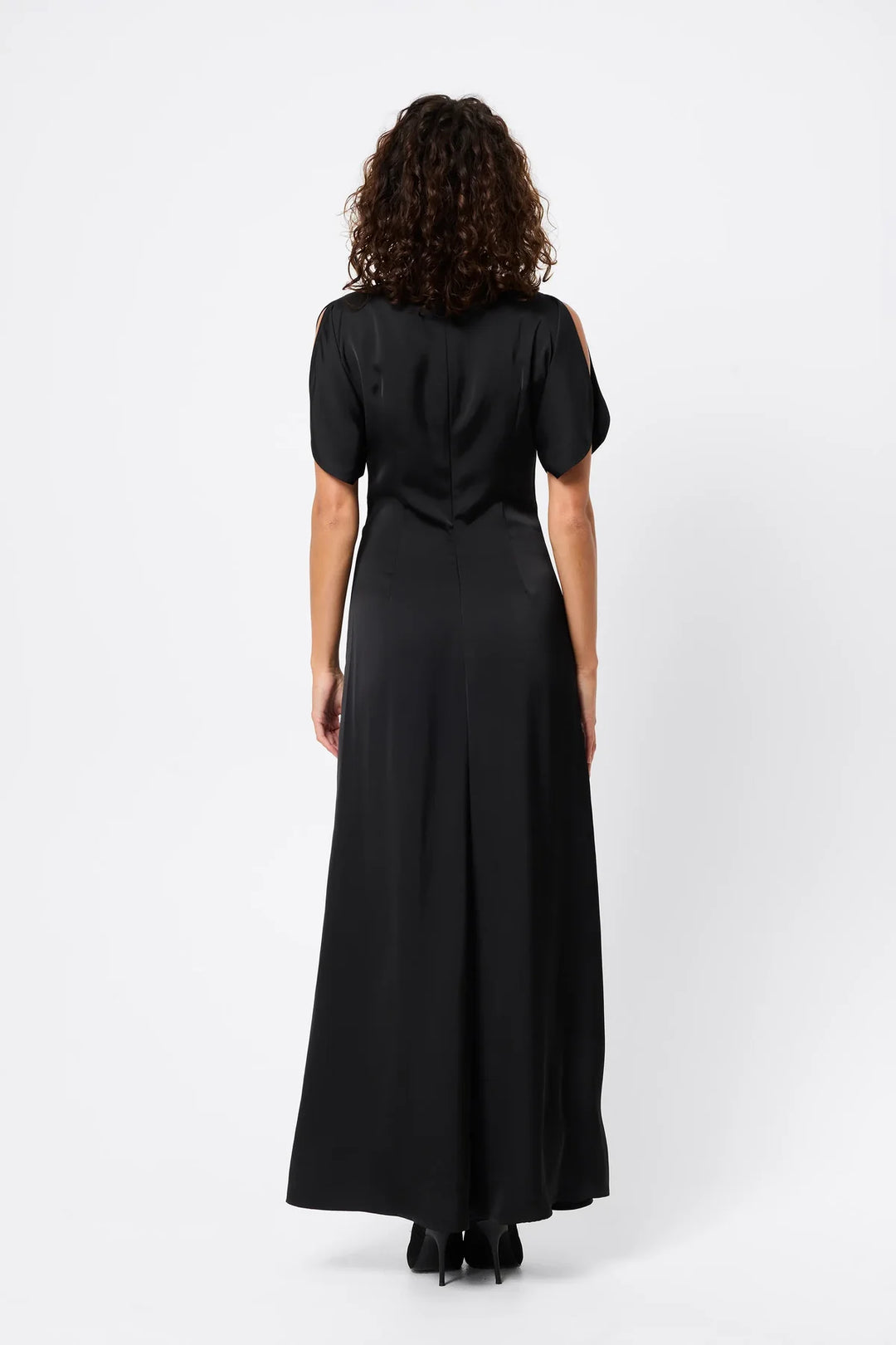 {EVENING WEAR} - Premium {FORMALS} - Shop now at {ALINA COLLECTIONS}