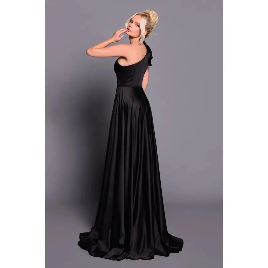 {EVENING WEAR} - Premium {FORMALS} - Shop now at {ALINA COLLECTIONS}