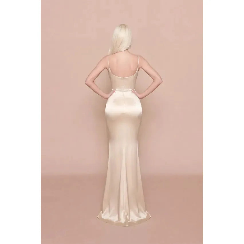 {EVENING WEAR} - Premium {FORMALS} - Shop now at {ALINA COLLECTIONS}