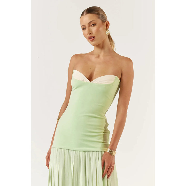 {EVENING WEAR} - Premium {FORMALS} - Shop now at {ALINA COLLECTIONS}