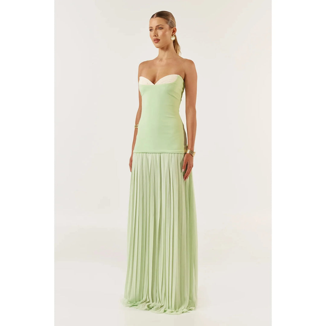 {EVENING WEAR} - Premium {FORMALS} - Shop now at {ALINA COLLECTIONS}