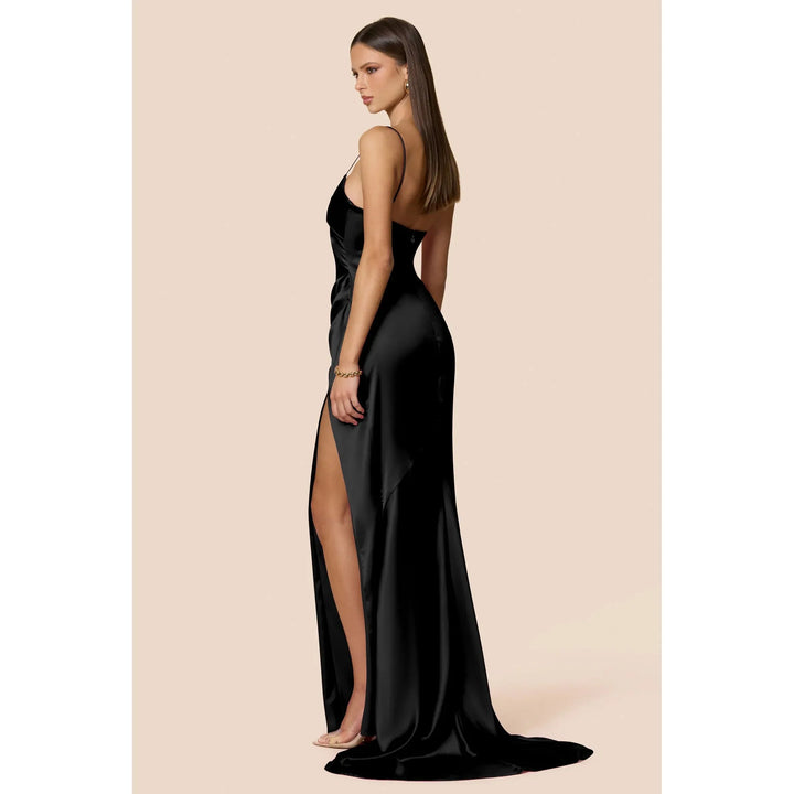 {EVENING WEAR} - Premium {FORMALS} - Shop now at {ALINA COLLECTIONS}