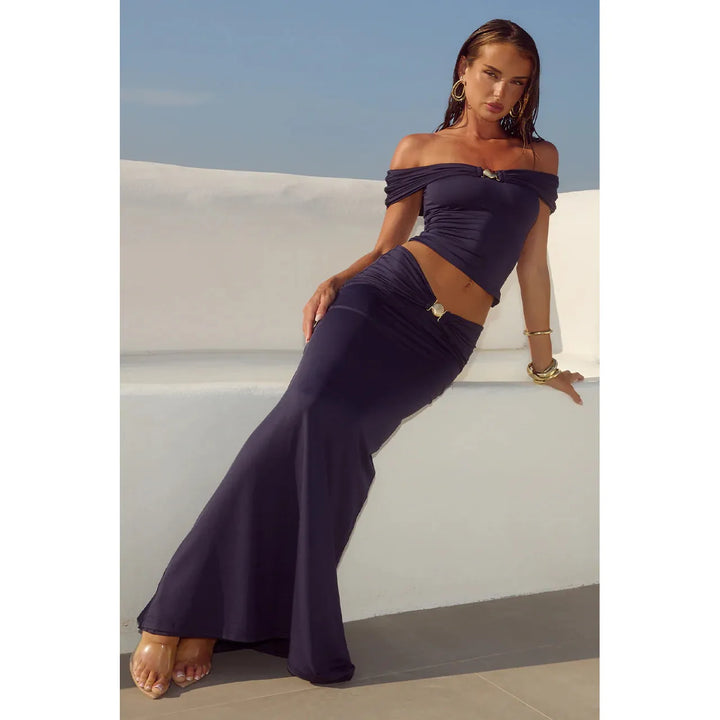 {EVENING WEAR} - Premium {FORMALS} - Shop now at {ALINA COLLECTIONS}