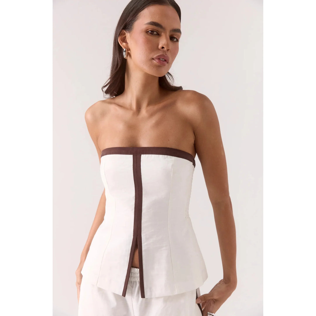 {EVENING WEAR} - Premium {FORMALS} - Shop now at {ALINA COLLECTIONS}