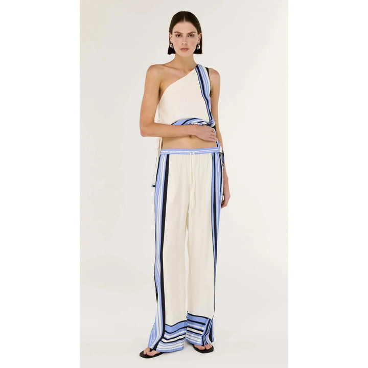 {EVENING WEAR} - Premium {FORMALS} - Shop now at {ALINA COLLECTIONS}