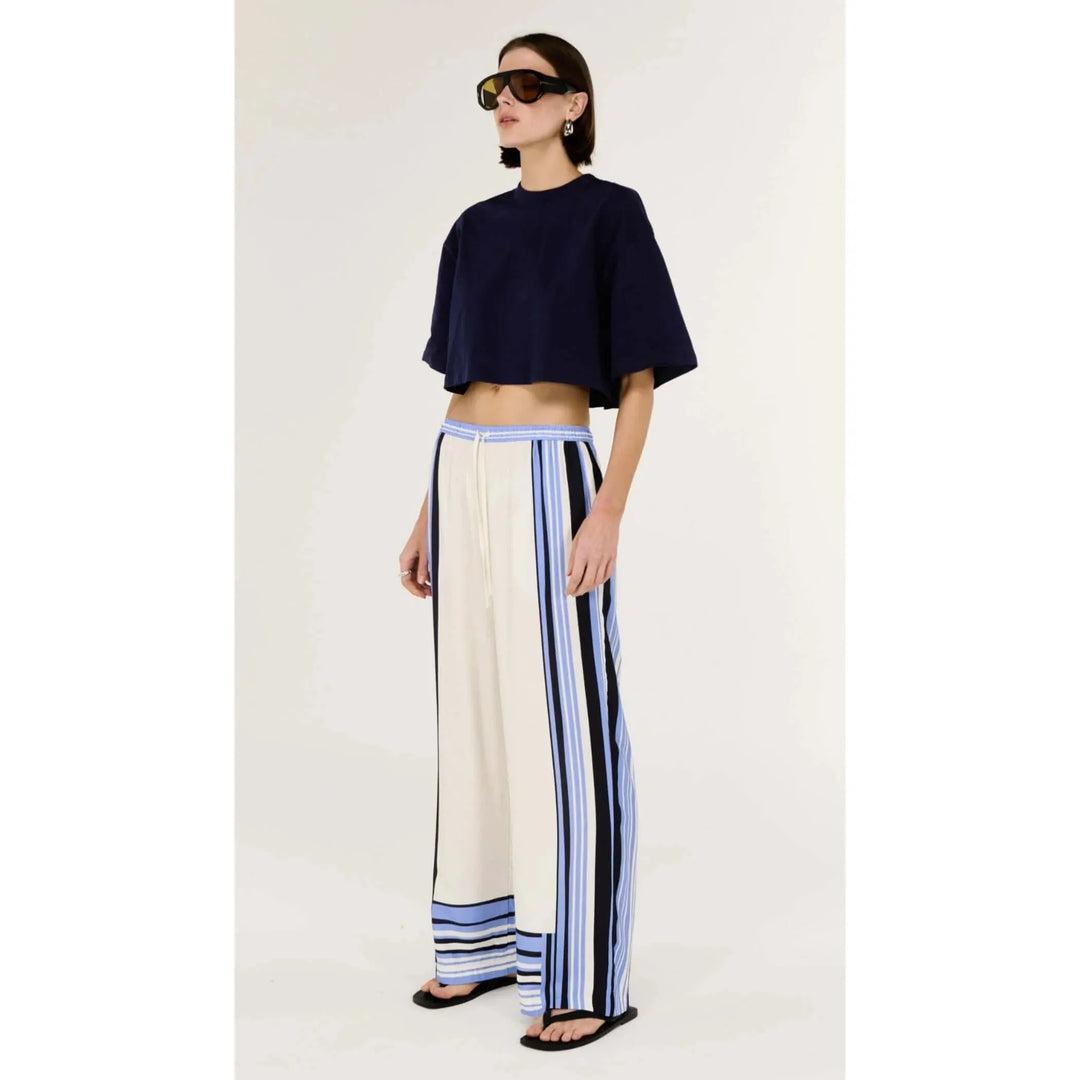 {EVENING WEAR} - Premium {FORMALS} - Shop now at {ALINA COLLECTIONS}