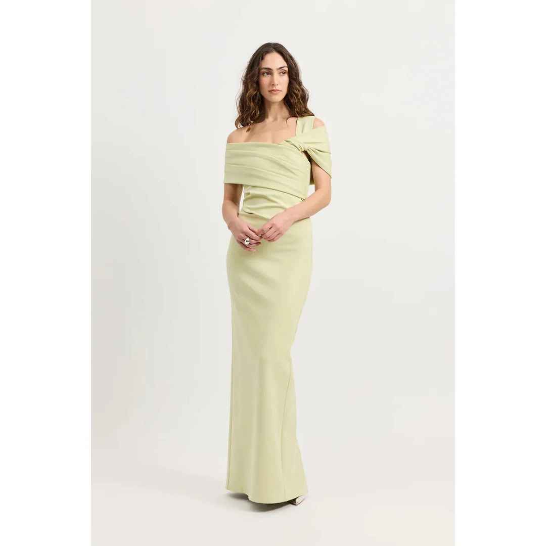 {EVENING WEAR} - Premium {FORMALS} - Shop now at {ALINA COLLECTIONS}