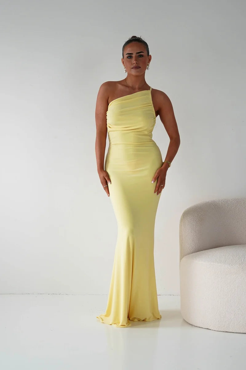 {EVENING WEAR} - Premium {FORMALS} - Shop now at {ALINA COLLECTIONS}