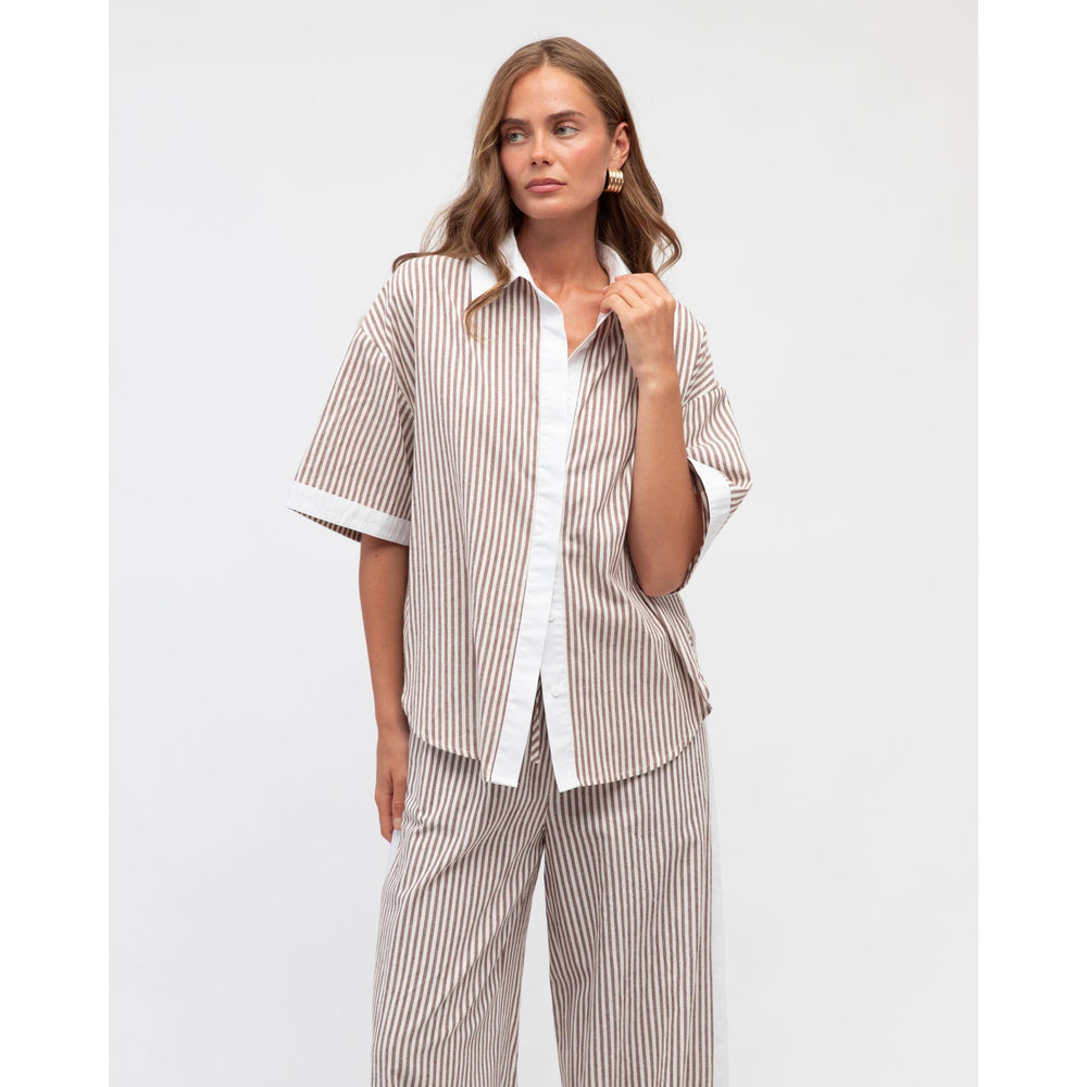 {EVENING WEAR} - Premium {FORMALS} - Shop now at {ALINA COLLECTIONS}