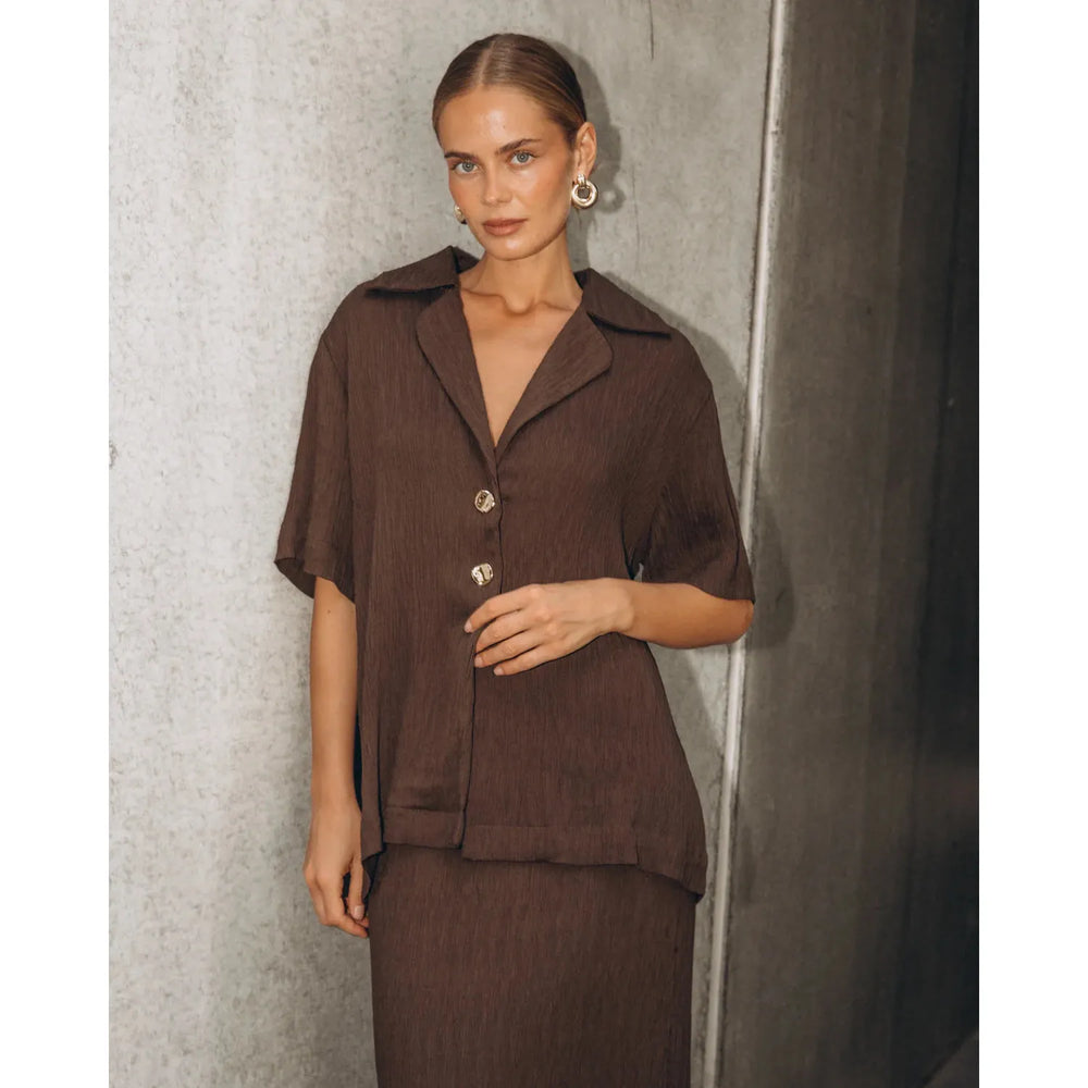 {EVENING WEAR} - Premium {FORMALS} - Shop now at {ALINA COLLECTIONS}