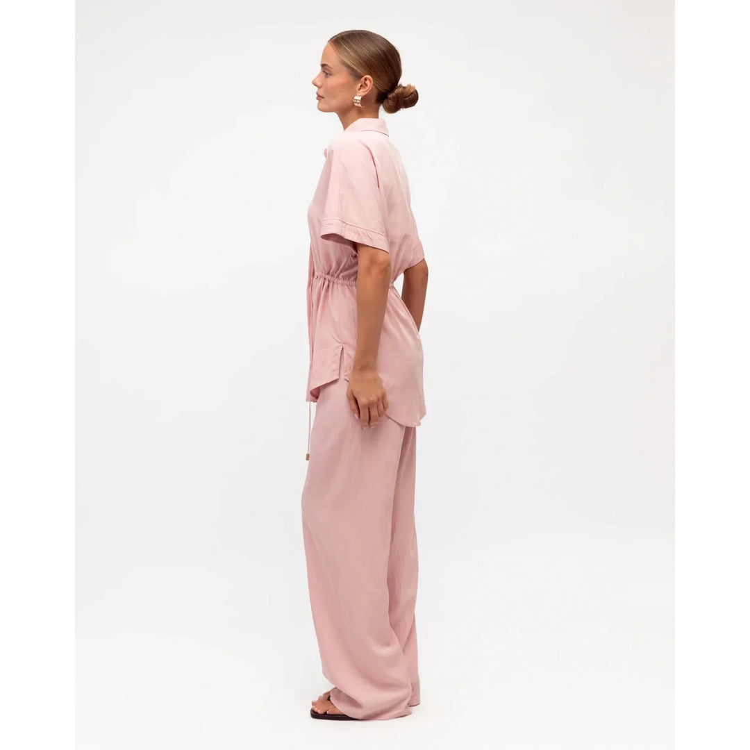 {EVENING WEAR} - Premium {FORMALS} - Shop now at {ALINA COLLECTIONS}