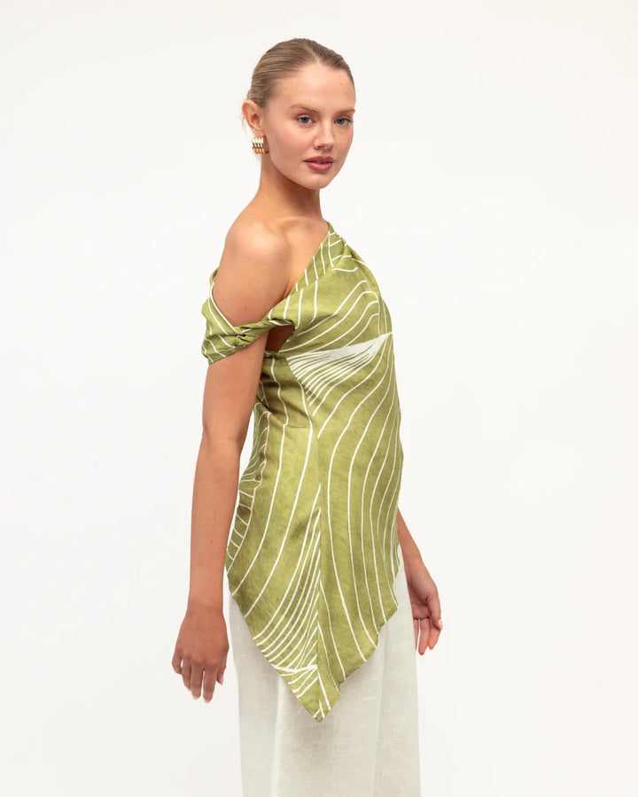 {EVENING WEAR} - Premium {FORMALS} - Shop now at {ALINA COLLECTIONS}