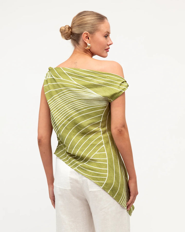 {EVENING WEAR} - Premium {FORMALS} - Shop now at {ALINA COLLECTIONS}