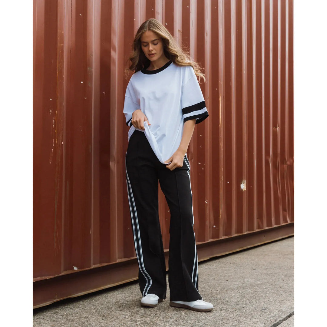 {EVENING WEAR} - Premium {FORMALS} - Shop now at {ALINA COLLECTIONS}