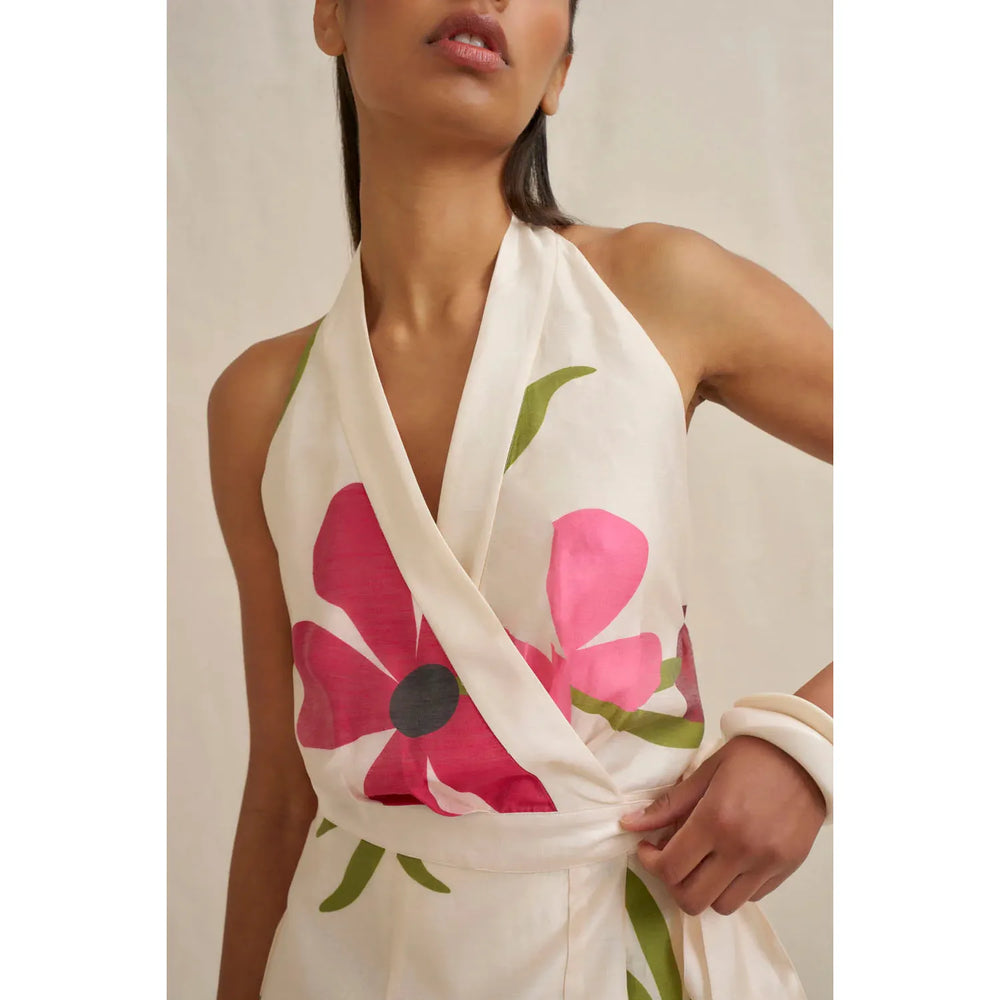 {EVENING WEAR} - Premium {FORMALS} - Shop now at {ALINA COLLECTIONS}