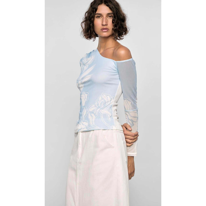 {EVENING WEAR} - Premium {FORMALS} - Shop now at {ALINA COLLECTIONS}