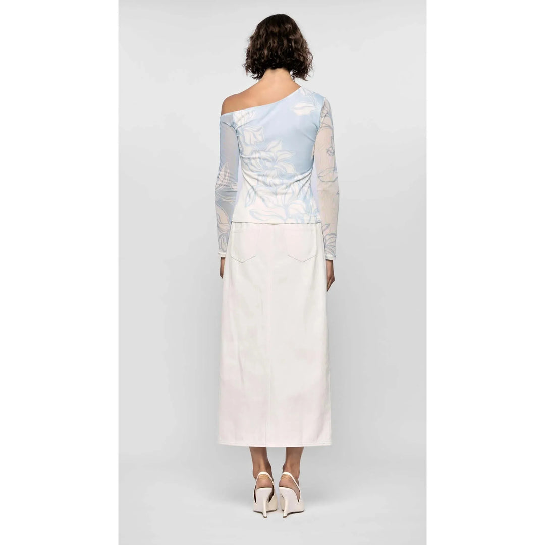 {EVENING WEAR} - Premium {FORMALS} - Shop now at {ALINA COLLECTIONS}