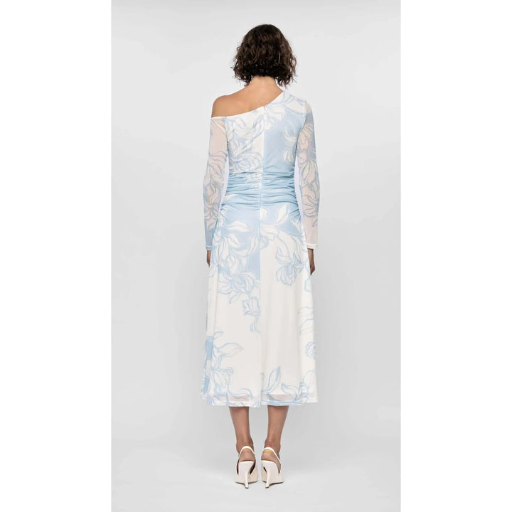 {EVENING WEAR} - Premium {FORMALS} - Shop now at {ALINA COLLECTIONS}