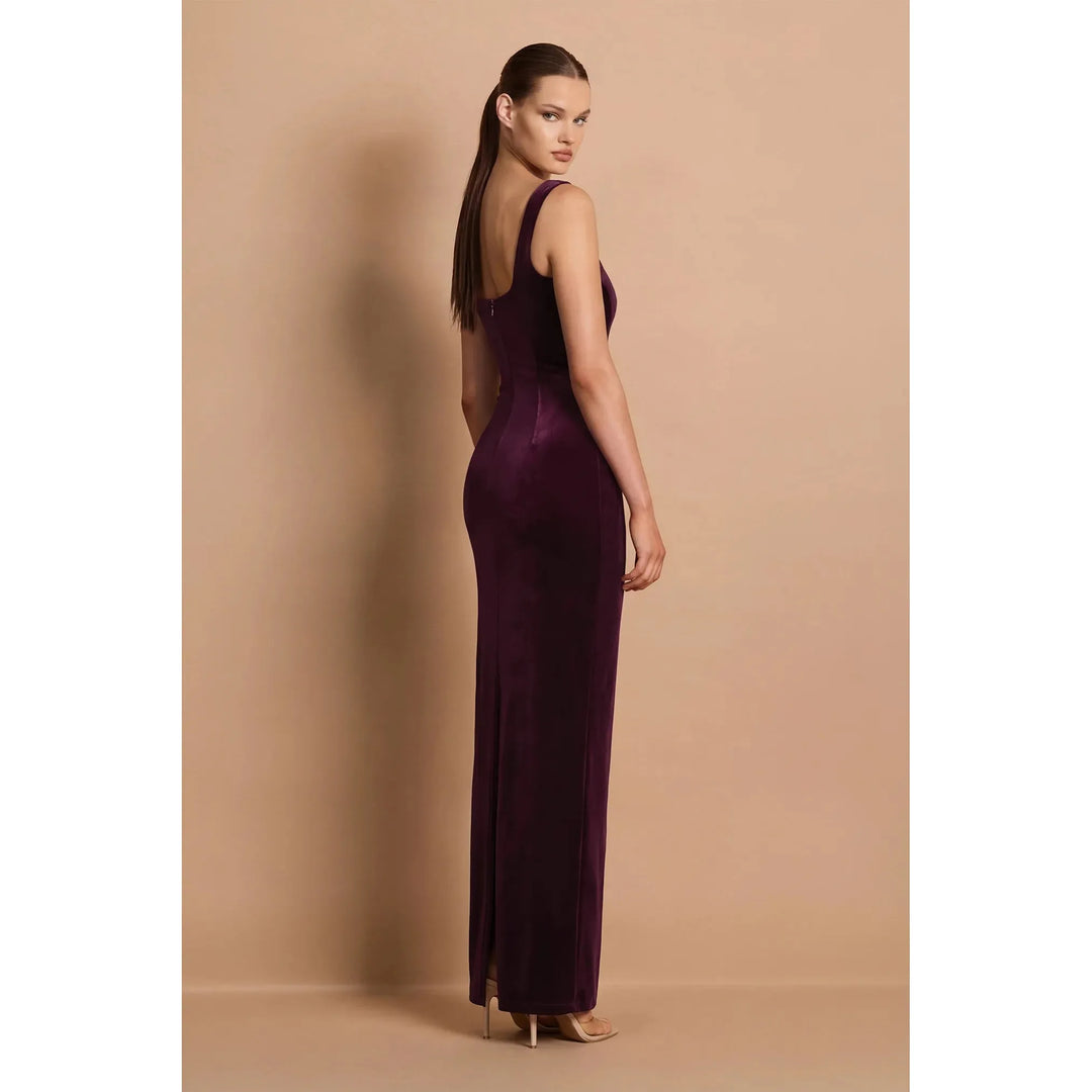 {EVENING WEAR} - Premium {FORMALS} - Shop now at {ALINA COLLECTIONS}