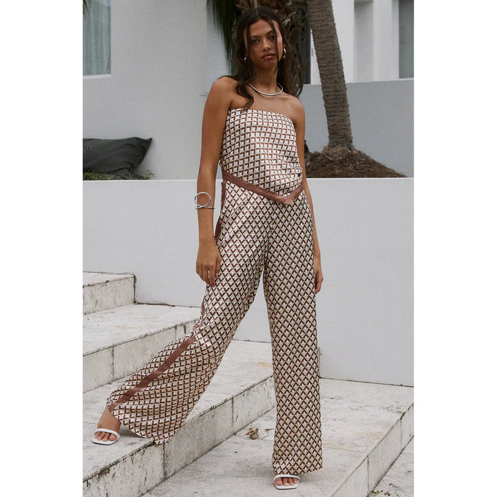 {EVENING WEAR} - Premium {FORMALS} - Shop now at {ALINA COLLECTIONS}