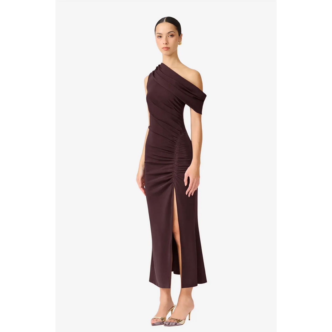 {EVENING WEAR} - Premium {FORMALS} - Shop now at {ALINA COLLECTIONS}