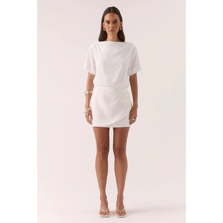 {EVENING WEAR} - Premium {FORMALS} - Shop now at {ALINA COLLECTIONS}