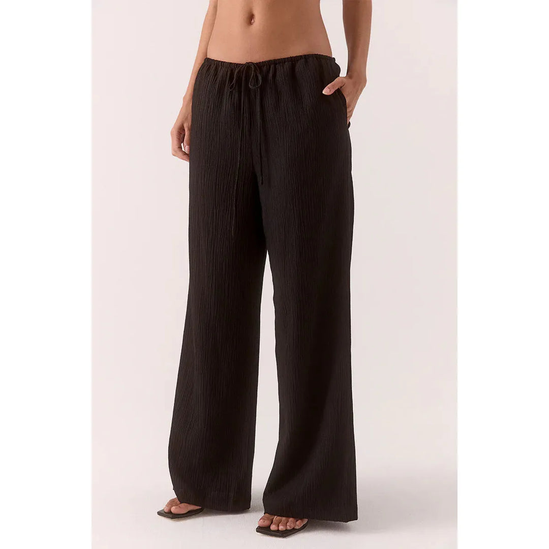 {EVENING WEAR} - Premium {FORMALS} - Shop now at {ALINA COLLECTIONS}