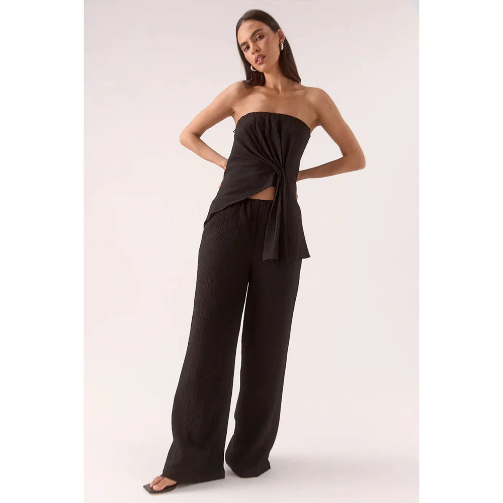 {EVENING WEAR} - Premium {FORMALS} - Shop now at {ALINA COLLECTIONS}