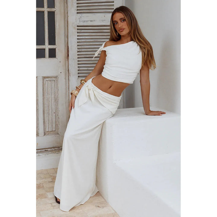 {EVENING WEAR} - Premium {FORMALS} - Shop now at {ALINA COLLECTIONS}