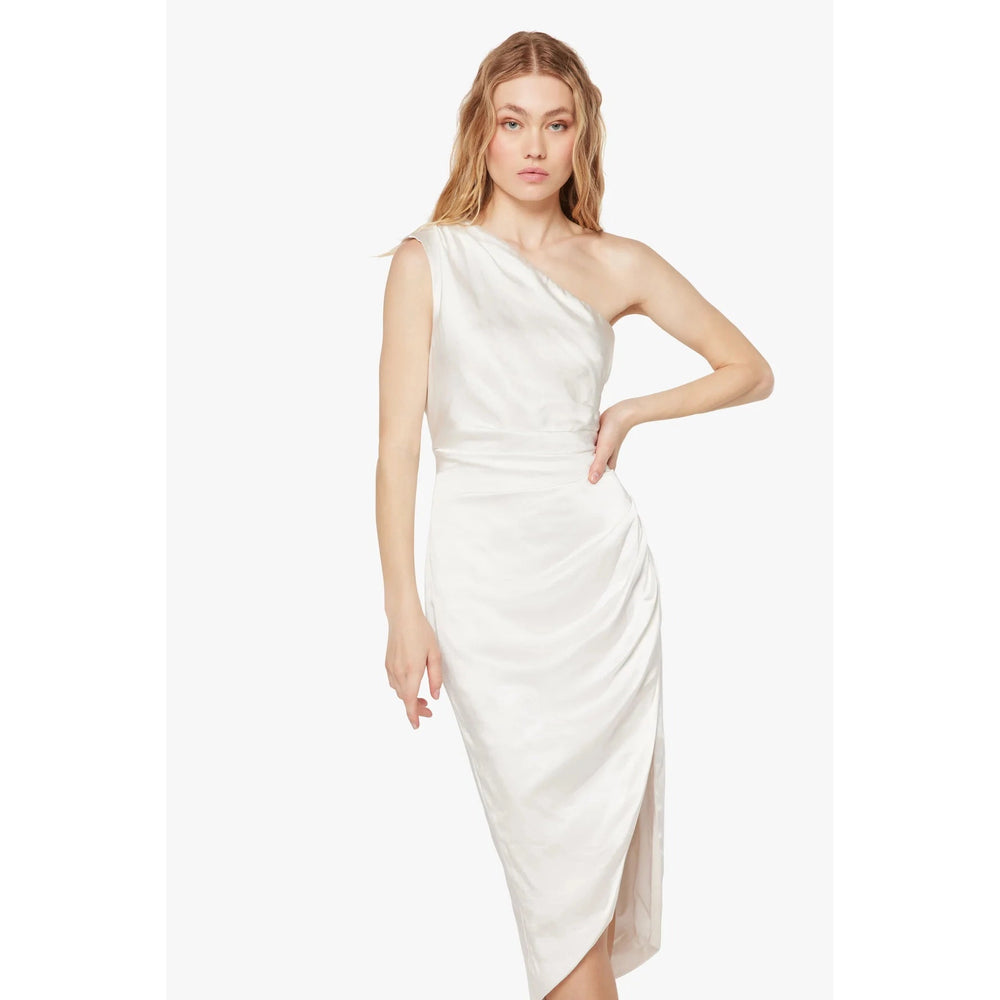 Cassini Dress White | ElliattOne shoulder design
Side ruched detail
Hidden side zip closure
Fully linedAlina Collctions AusAlina Collctions AusCassini Dress White