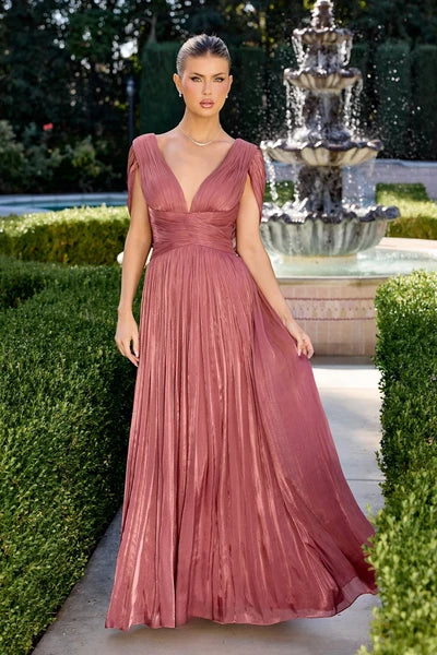 {EVENING WEAR} - Premium {FORMALS} - Shop now at {ALINA COLLECTIONS}