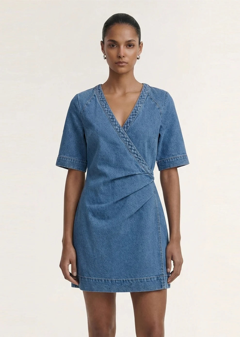 {EVENING WEAR} - Premium {FORMALS} - Shop now at {ALINA COLLECTIONS}