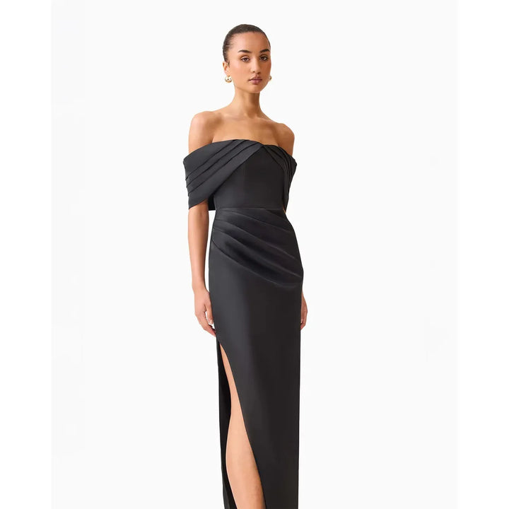 {EVENING WEAR} - Premium {FORMALS} - Shop now at {ALINA COLLECTIONS}
