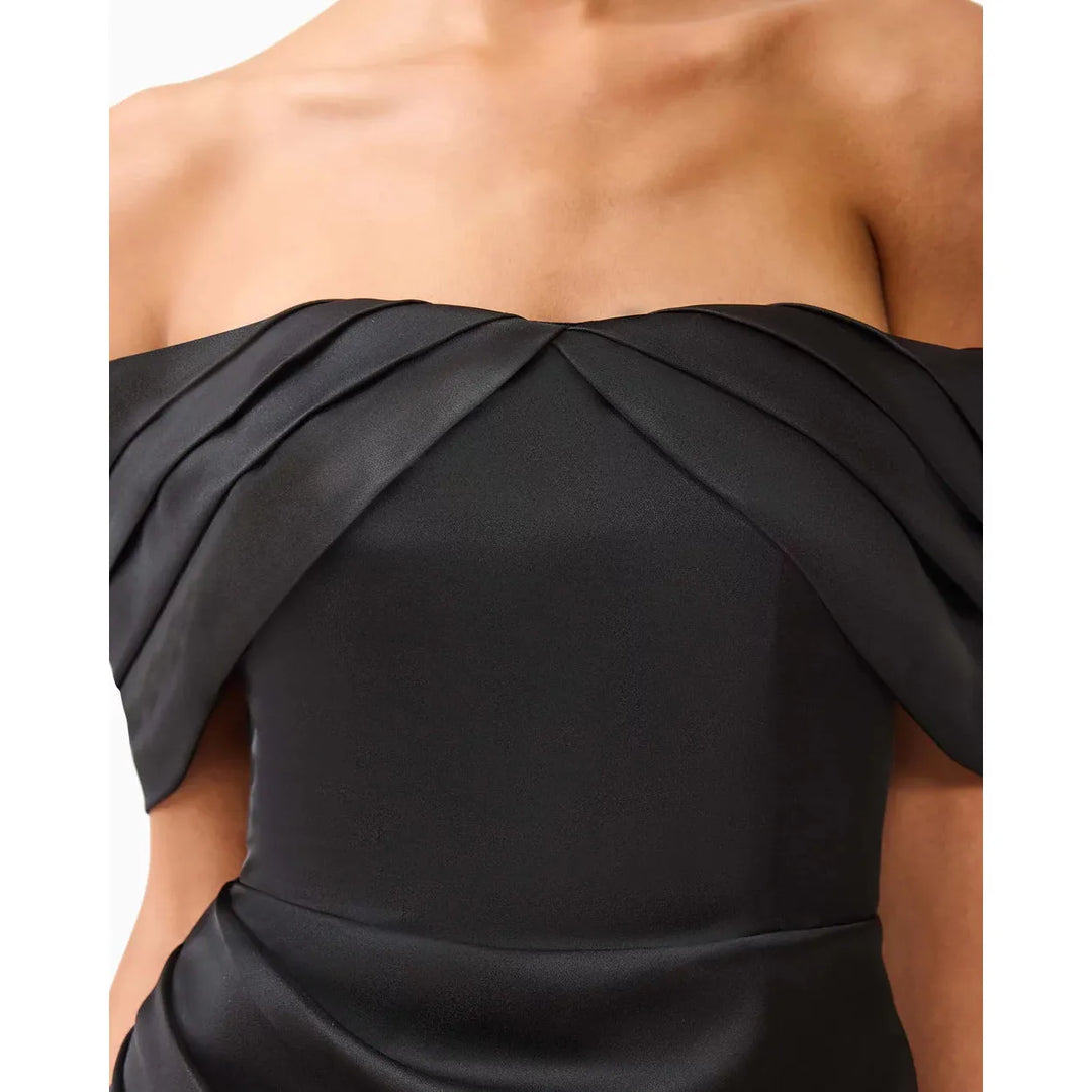 {EVENING WEAR} - Premium {FORMALS} - Shop now at {ALINA COLLECTIONS}