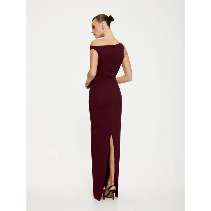 {EVENING WEAR} - Premium {FORMALS} - Shop now at {ALINA COLLECTIONS}