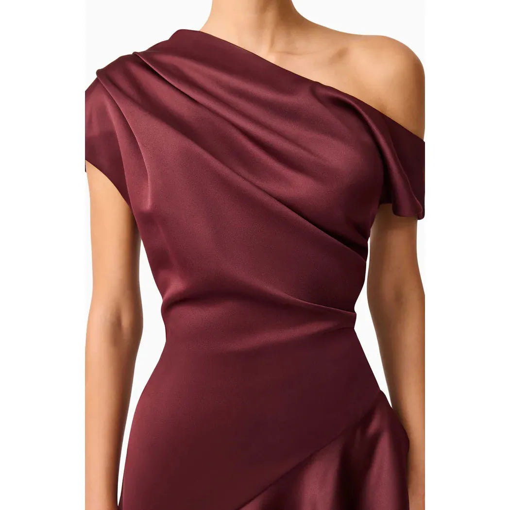 {EVENING WEAR} - Premium {FORMALS} - Shop now at {ALINA COLLECTIONS}