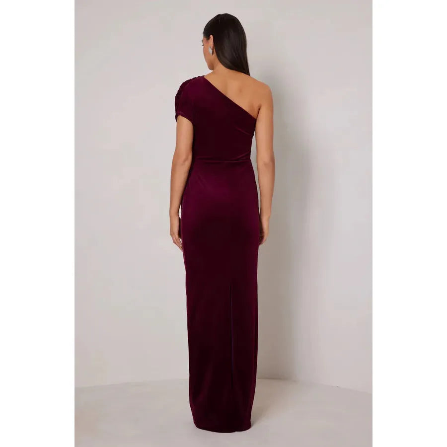 {EVENING WEAR} - Premium {FORMALS} - Shop now at {ALINA COLLECTIONS}