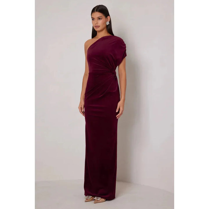 {EVENING WEAR} - Premium {FORMALS} - Shop now at {ALINA COLLECTIONS}