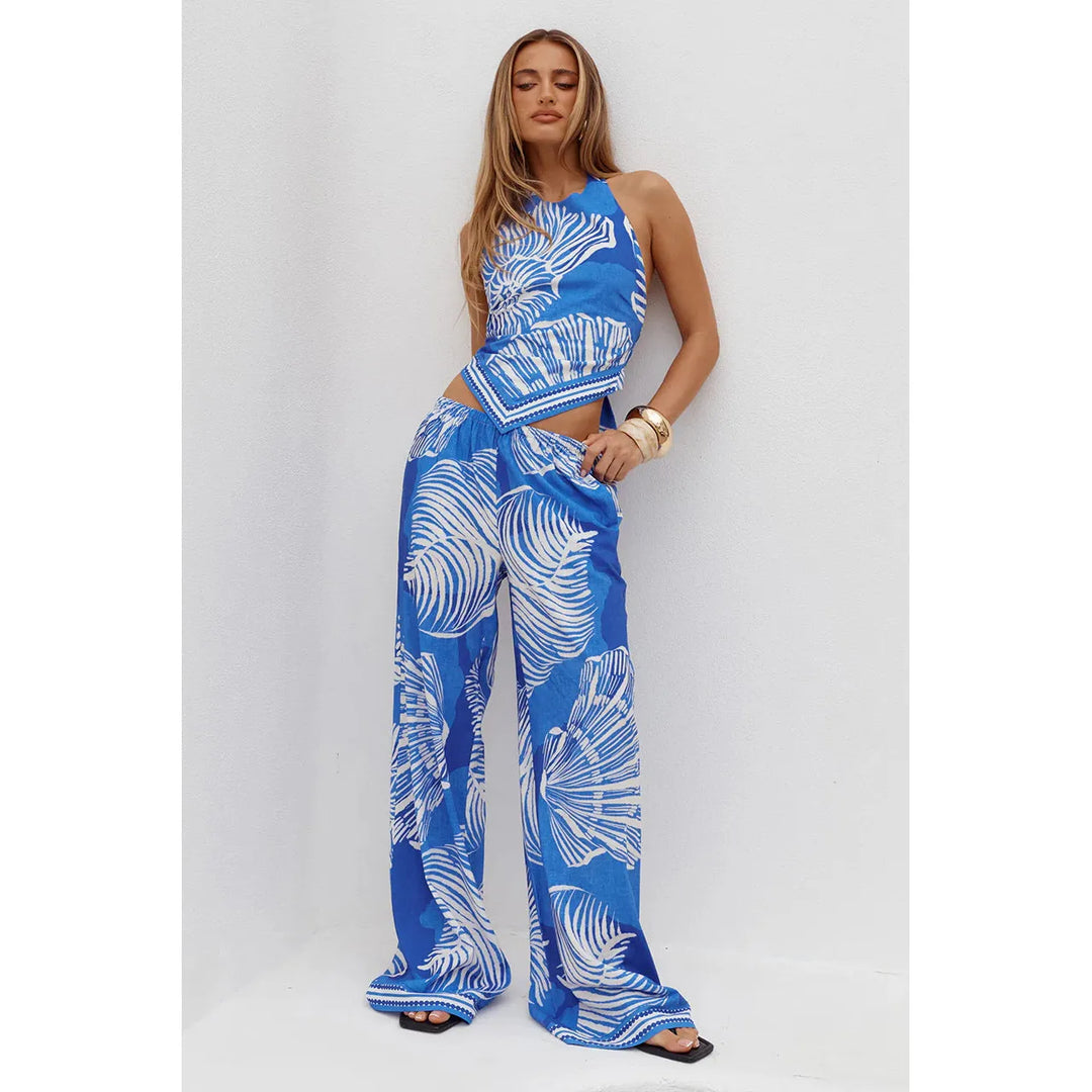 {EVENING WEAR} - Premium {FORMALS} - Shop now at {ALINA COLLECTIONS}