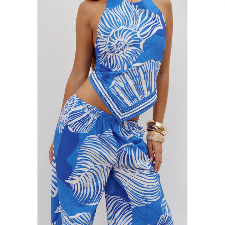 {EVENING WEAR} - Premium {FORMALS} - Shop now at {ALINA COLLECTIONS}