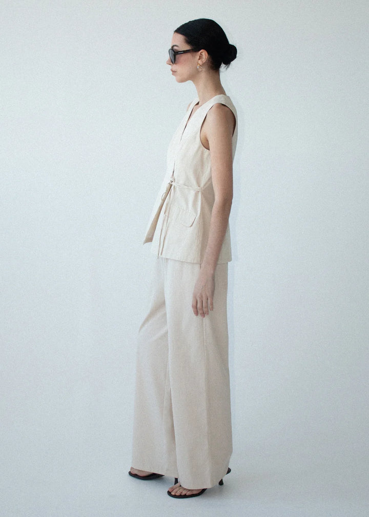 {EVENING WEAR} - Premium {FORMALS} - Shop now at {ALINA COLLECTIONS}