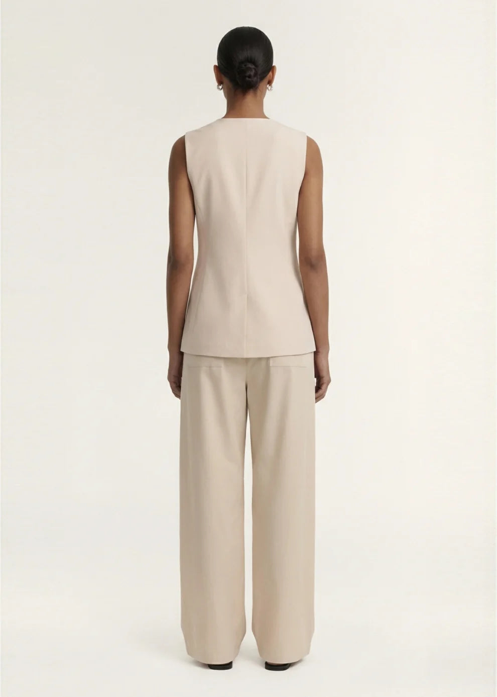 {EVENING WEAR} - Premium {FORMALS} - Shop now at {ALINA COLLECTIONS}