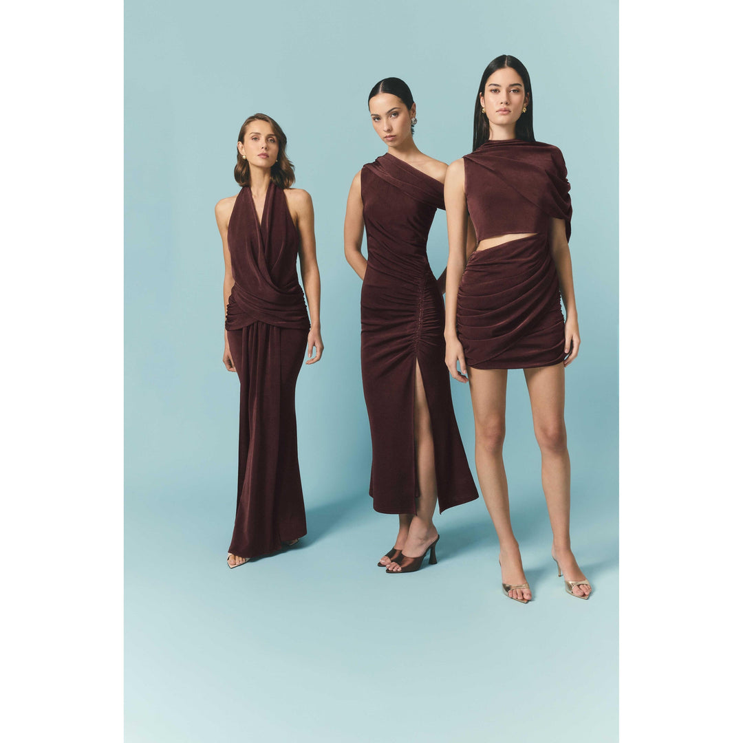 {EVENING WEAR} - Premium {FORMALS} - Shop now at {ALINA COLLECTIONS}