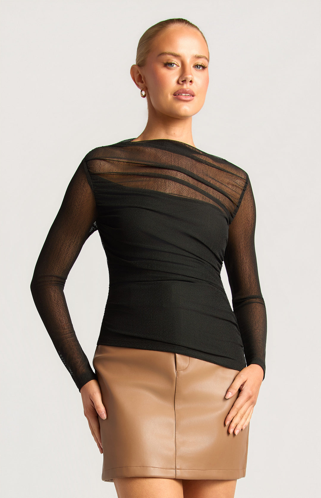 {EVENING WEAR} - Premium {FORMALS} - Shop now at {ALINA COLLECTIONS}