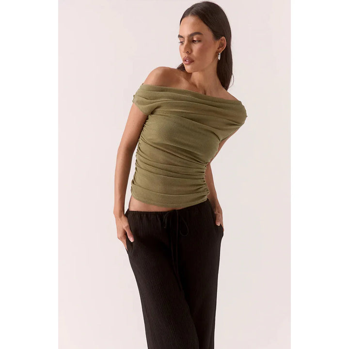 {EVENING WEAR} - Premium {FORMALS} - Shop now at {ALINA COLLECTIONS}