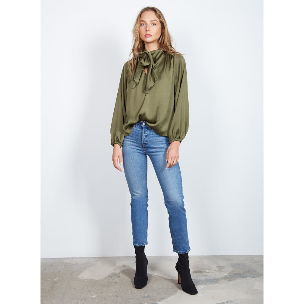 Drifter Tie Blouse Khaki | WishTextured satin fabrication
High neck with pussy bow
Long balloon sleeves with elastic at opening
High-hip lengthAlina Collctions AusAlina Collctions AusDrifter Tie Blouse Khaki